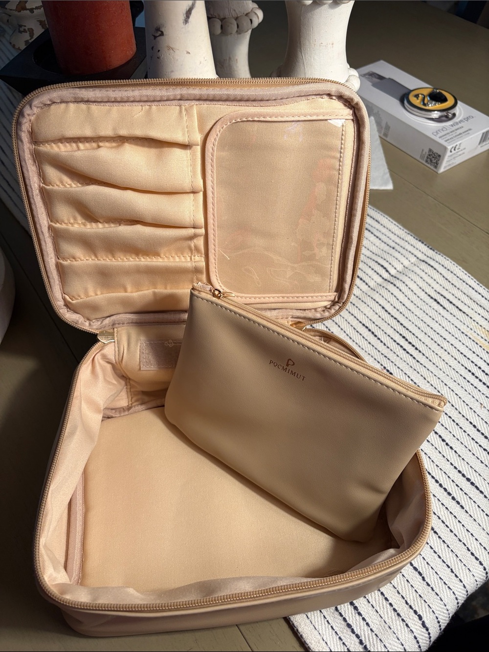 Beige Travel Jewelry/Makeup Organizer - Picture 2 of 6